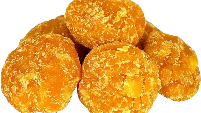 palm jaggery vs normal jaggery