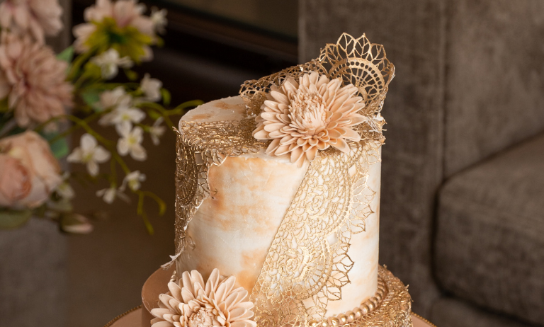 Adorable Kids Cake for a Magical Celebration